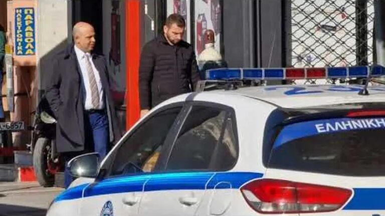 Θεσσαλονίκη: Παραδόθηκε ο 26χρονος Αλβανός για την παράσυρση της 21χρονης (βίντεο)