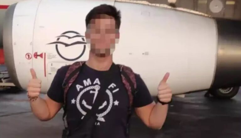 Στην εντατική ο μοναδικός επιζών από το πρώτο βαγόνι – Οργισμένη ανάρτηση από τη μητέρα του