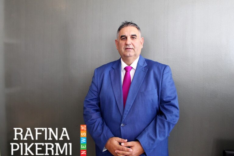 Σπύρος Κάρλος: Είμαι από την κοινωνία και δεν ανήκω σε καμία ελίτ- αφουγκράζομαι τις αγωνίες και τα προβλήματα του κόσμου