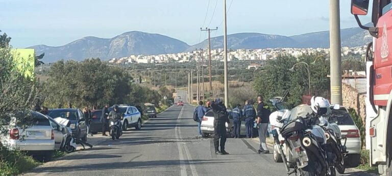 Σοβαρό τροχαίο στην Αρτέμιδα