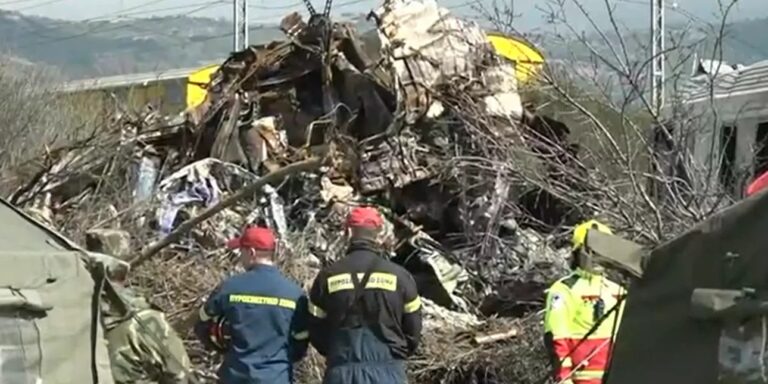 Τέμπη: Αυτό είναι ό,τι απέμεινε από το βαγόνι του κυλικείου