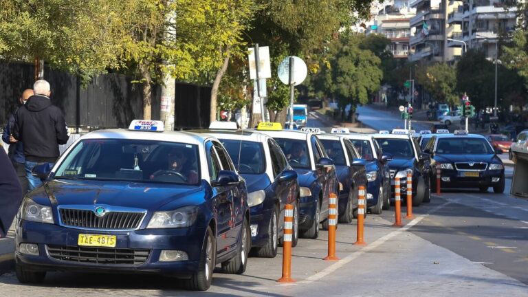 Οδηγοί ταξί χρησιμοποιούσαν τάμπλετ αντί για ταξίμετρο