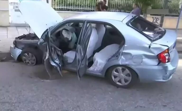 Έξι τραυματίες σε τροχαίο στην Κηφισίας