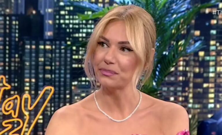 Μεσσαροπούλου για Μενεγάκη: «Αυτό που συμβαίνει δεν τής αξίζει…»