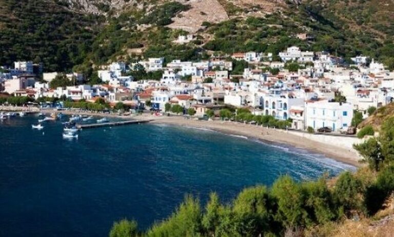 Ικαρία: «Η μητέρα του το έβλεπε από ψηλά στη θάλασσα»