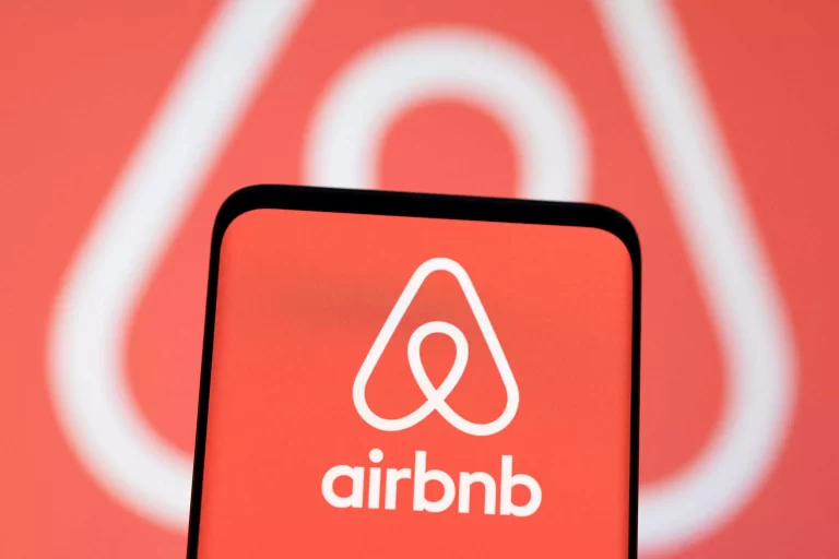 AirBnb: Tι αλλάζει με ΦΠΑ και τέλη