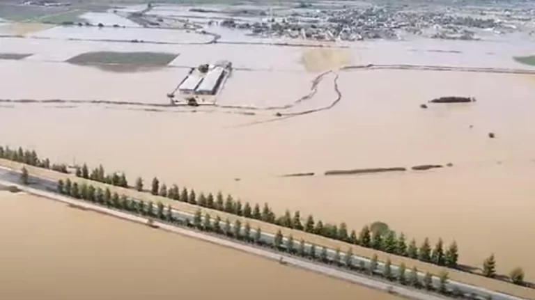 Κλειστή τουλάχιστον μέχρι το Σάββατο η Εθνική Οδός Αθήνας-Θεσσαλονίκης