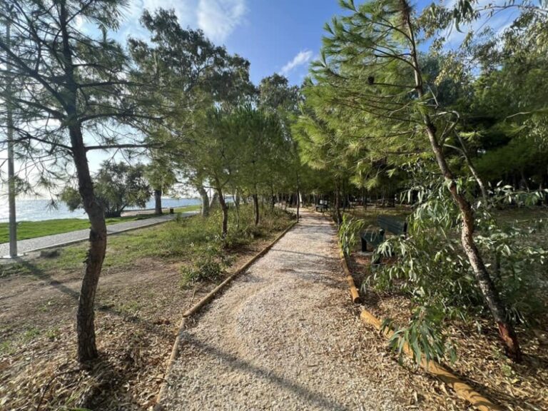 Ολοκληρώνεται το Πάρκο Δρομέων στον παραλιακό πεζόδρομο Νέας Μάκρης