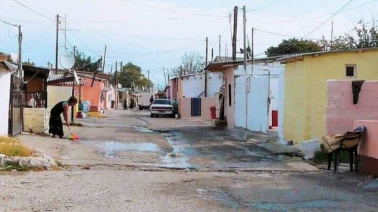 Λάρισα: Σε σκηνές δήλωνε ότι έμενε η οικογένεια Ρομά που εμπλέκεται στην απάτη του 1 εκατ. ευρώ με τις χρυσές λίρες