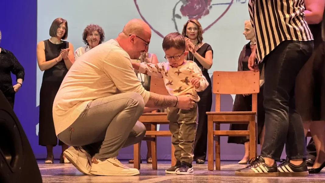 Έλληνας δότης έσωσε 4χρονο παιδί από την Τουρκία – H συνάντησή τους – rpn