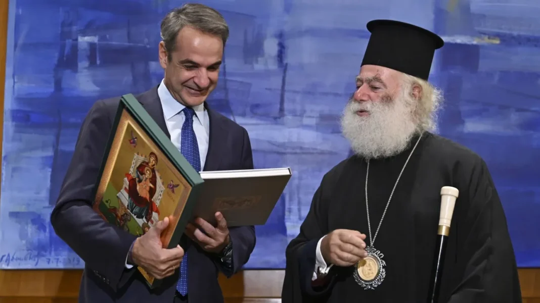 Μητσοτάκης σε Πατριάρχη Αλεξανδρείας: «Αμέριστη στήριξη της Κυβέρνησης στο Πατριαρχείο» – rpn