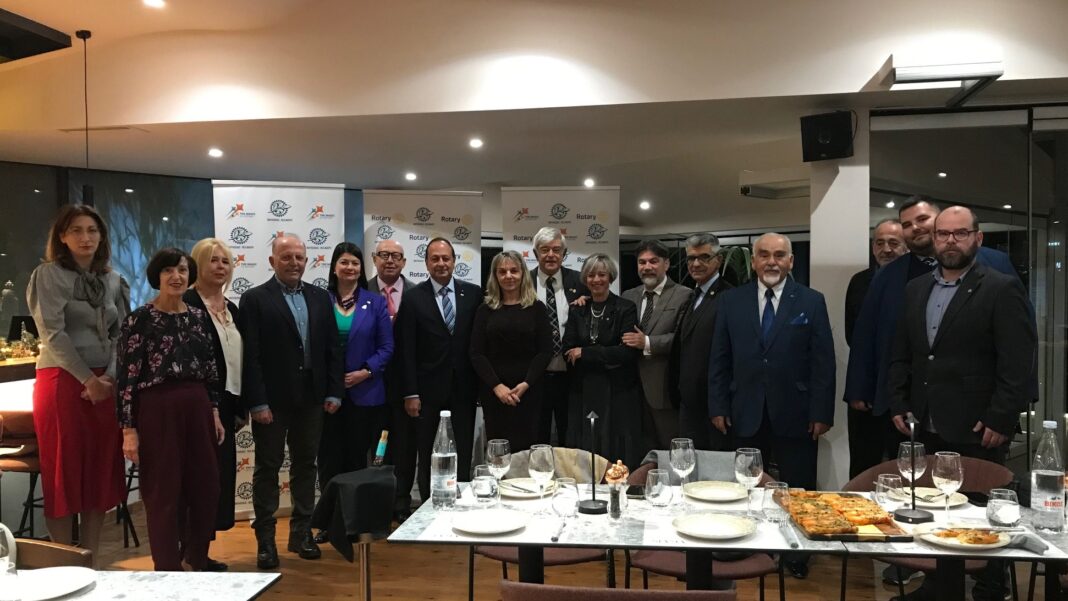 Ροταριανός Όμιλος Μαραθώνας – Νέα Μάκρη: Υποδοχή Διοικητή – Συνεστίαση πολυποίκιλου περιεχομένου – rpn