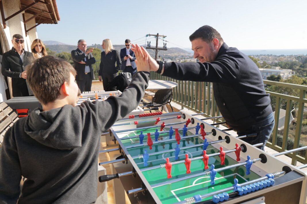 Νίκος Χαρδαλιάς: Πρωτοχρονιάτικο γεύμα με τα παιδιά των Παιδικών Χωριών SOS – rpn