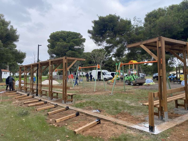 Νέα παιδική χαρά στις κατασκηνώσεις του Αγίου Ανδρέα – και για παιδιά ΑμεΑ – RPN