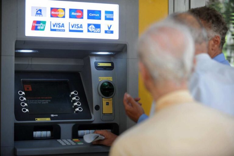 Συντάξεις Μαΐου 2025: Πότε θα μπουν τα χρήματα στα ΑΤΜ – Οι οριστικές ημερομηνίες