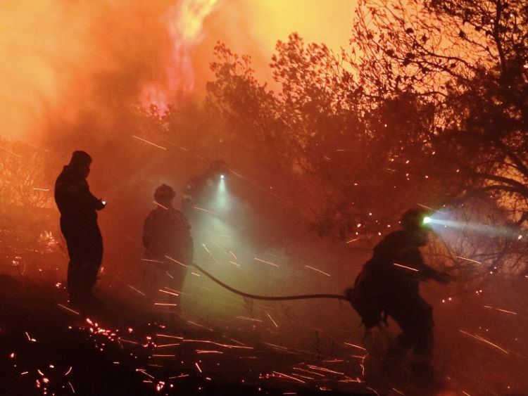 Η Πυρκαγιά στην Κερατέα οριοθετήθηκε – rpn