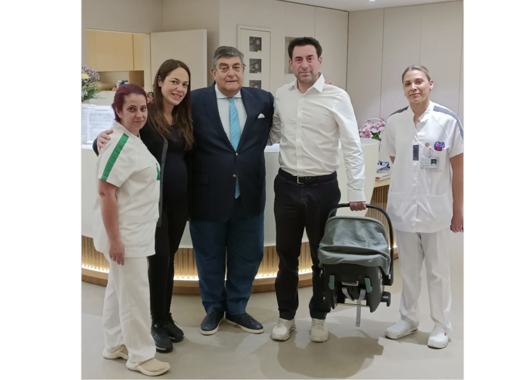 Η Δόμνα Μιχαηλίδου πήρε εξιτήριο από το μαιευτήριο – RPN