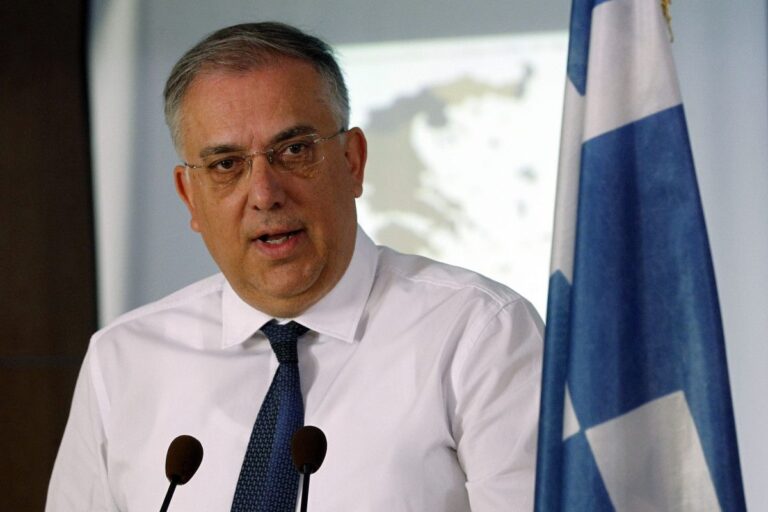 Από τη Δευτέρα σε ισχύ το Καλάθι του Πάσχα – Θεοδωρικάκος: Δεν υπάρχει λόγος για «Καλάθι του Νονού» – rpn