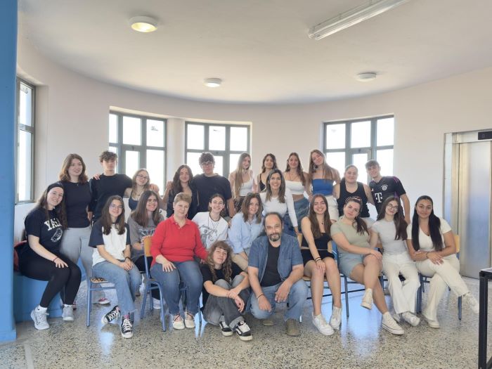 1ο ΓΕΛ Ραφήνας: Ανάμεσα στους κορυφαίους στον 1ο Πανελλήνιο και Παγκύπριο Διαγωνισμό Σχολικών Εφημερίδων – rpn