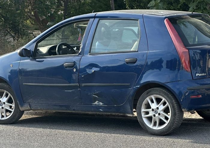 Νέο τροχαίο στην Αρτέμιδα: Σύγκρουση αυτοκινήτου με μηχανή – Γυναίκα ελαφρά τραυματισμένη – rpn