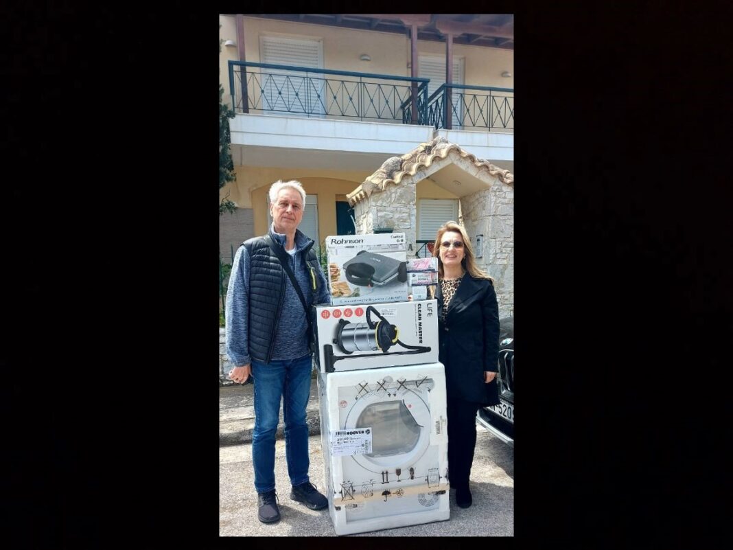 Ραφήνα: Προσφορά αγάπης στις Στέγες Υποστηριζόμενης Διαβίωσης από τις γυναίκες του συλλόγου “Αέλιες Νηρηίδες” – rpn