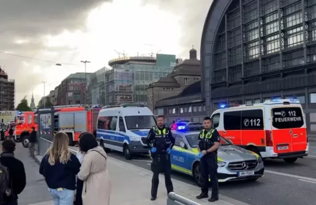 Επίθεση με μαχαίρι στο Αμβούργο σε σταθμό τρένου: Τουλάχιστον 12 τραυματίες – RPN