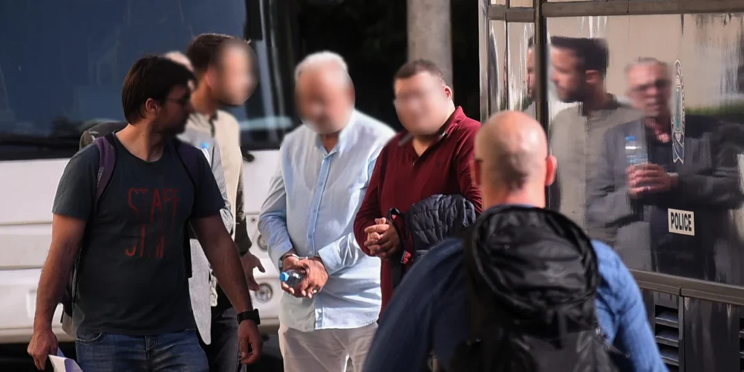 Κτηματολόγιο: Σε αργία έξι δημόσιοι υπάλληλοι – RPN