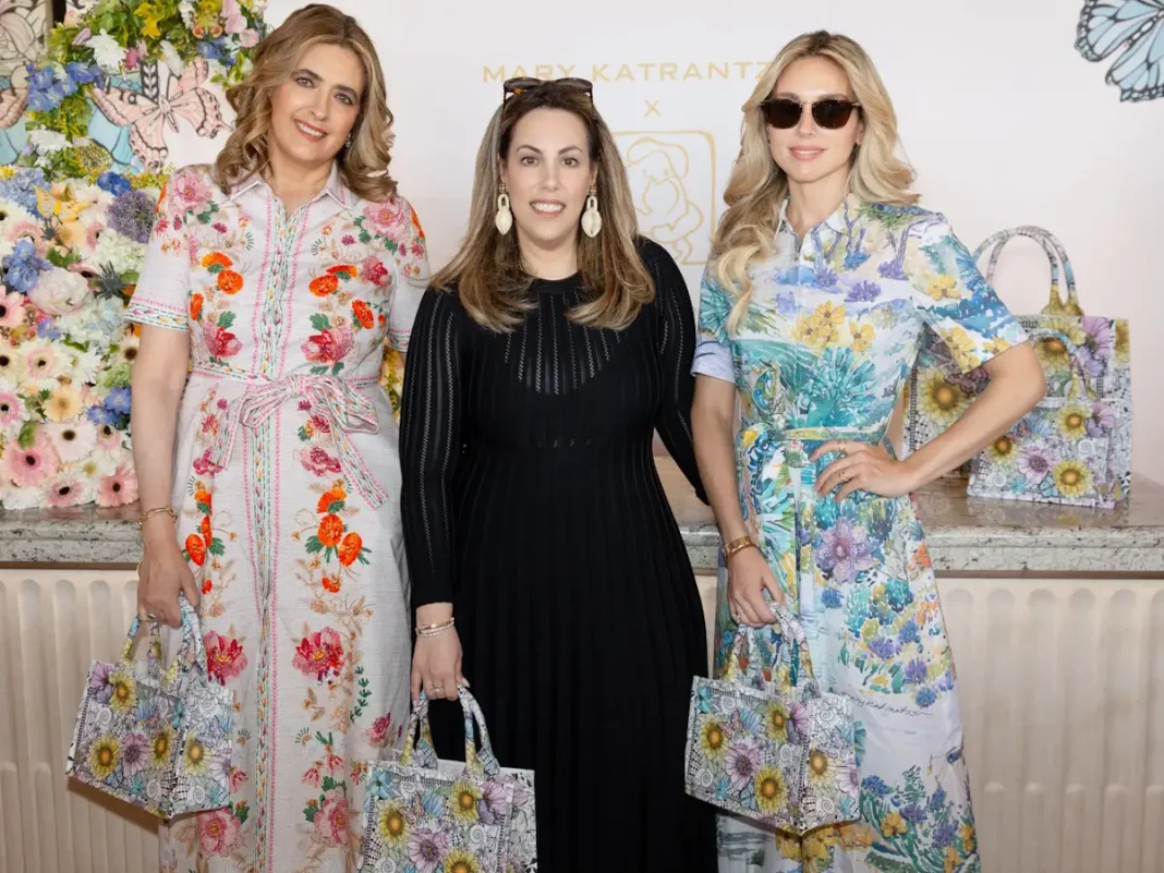 Παρουσίαση της συλλεκτικής τσάντας της Μαίρης Κατράντζου για την «Ελπίδα» – RPN