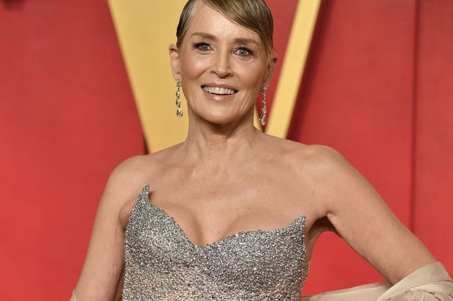 Η Sharon Stone έκανε την πιο αποκαλυπτική φωτογράφιση της καριέρας της – RPN