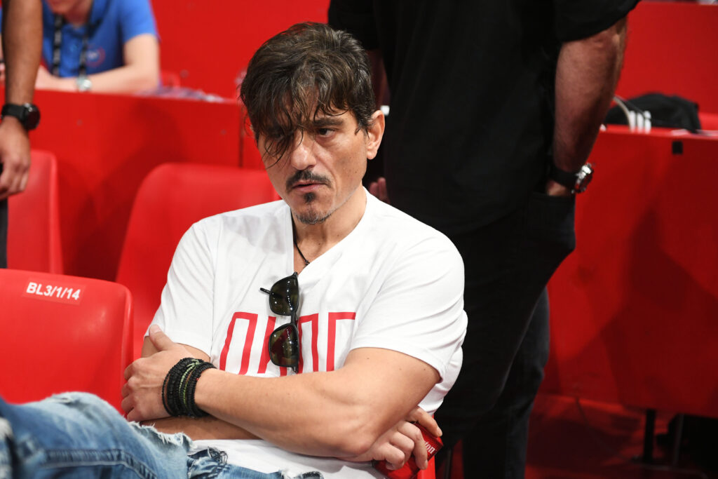 Δημήτρης Γιαννακόπουλος: Αυτοβούλως στο Α.Τ. Κηφισιάς μετά από μήνυση του Γιώργου Σκινδήλια – rpn