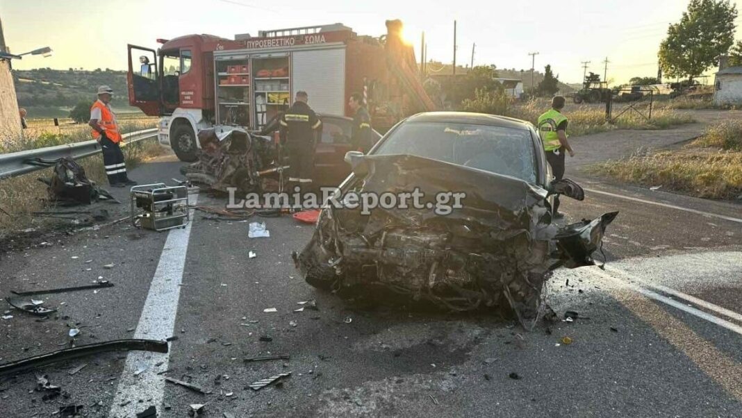 Βοιωτία: Τροχαίο με δύο νεκρούς και έναν τραυματία