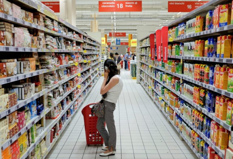 Ευρώπη: Σε ποιες πόλεις τα προϊόντα έχουν τιμές-«φωτιά» – Η θέση της Αθήνας