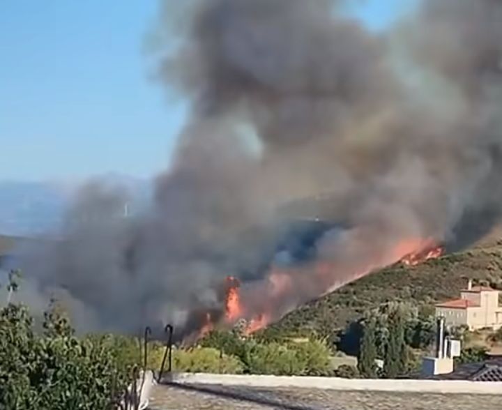 Μεγάλη φωτιά στα Μεσοχώρια της Εύβοιας – Εκκενώνονται οι Τσακαίοι με μήνυμα του 112 – rpn