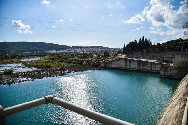 Έπιασαν πάτο τα αποθέματα νερού στα υδροηλεκτρικά