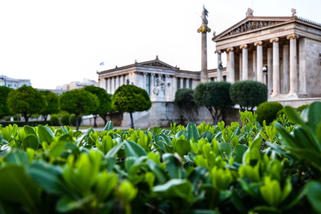 Πράσινη στροφή στην ανώτατη εκπαίδευση: Τα ελληνικά πανεπιστήμια που πρωτοπορούν στη βιωσιμότητα