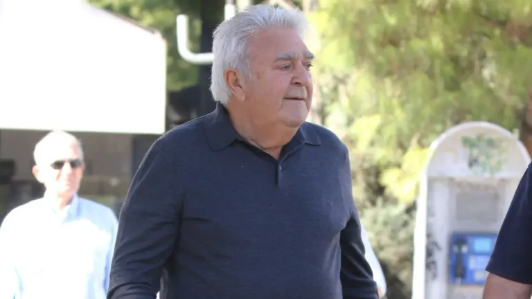 Ψευδής είδηση για τον Πασχάλη Τερζή: «Με μεγάλη θλίψη αποχαιρετούμε…» – Η πρώτη του αντίδραση – rpn