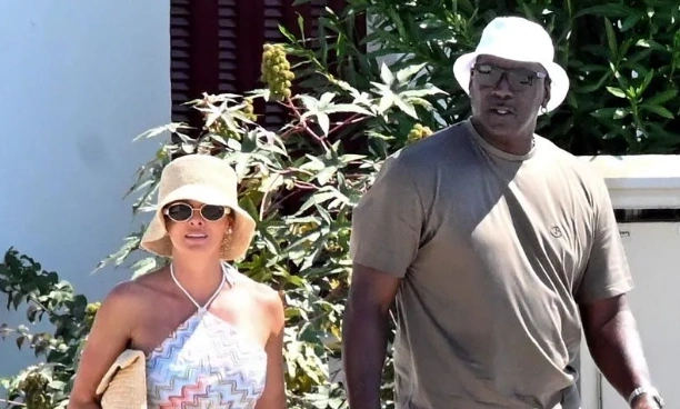 Μαικλ Τζόρνταν: Extra large το φιλοδώρημα που άφησε σε ελληνικό εστιατόριο