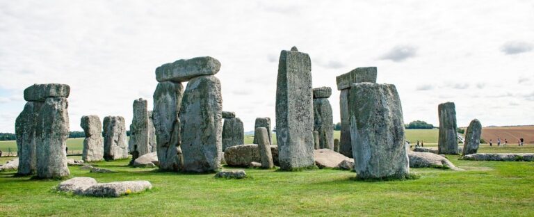 Πώς μεταφέρθηκαν οι τεράστιοι λίθοι; – Δόντι αγελάδας λύνει το μυστήριο πίσω από το Στόουνχεντζ