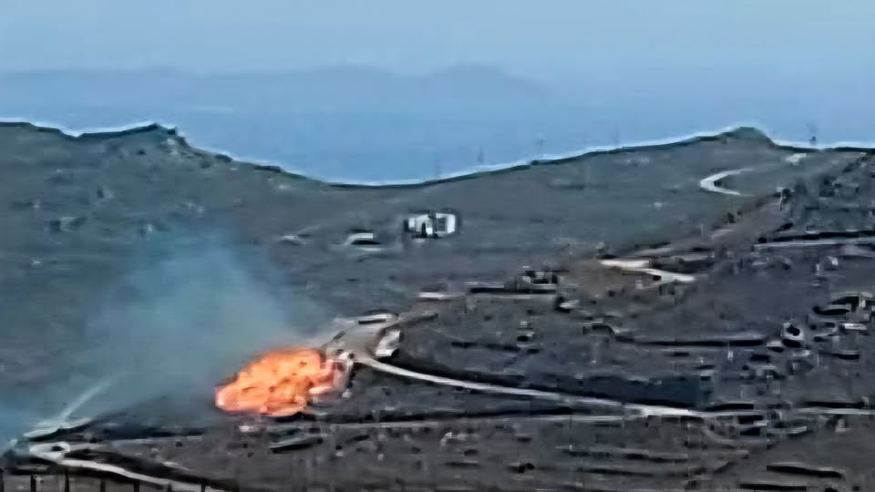 Φωτιά τώρα στην Τήνο – στη μάχη και εναέρια – rpn