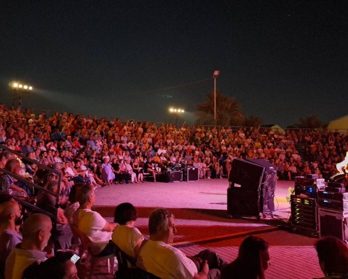 Sold out η συναυλία Βουτσικάκη – Νικολακοπούλου στη Νέα Μάκρη μισή ώρα πριν την έναρξη – rpn