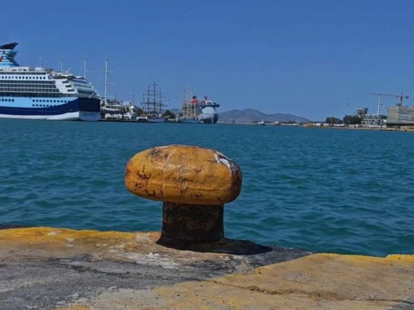 Θρίλερ στο λιμάνι του Πειραιά – Νεκρός άνδρας εντοπίστηκε να επιπλέει στη θάλασσα – rpn