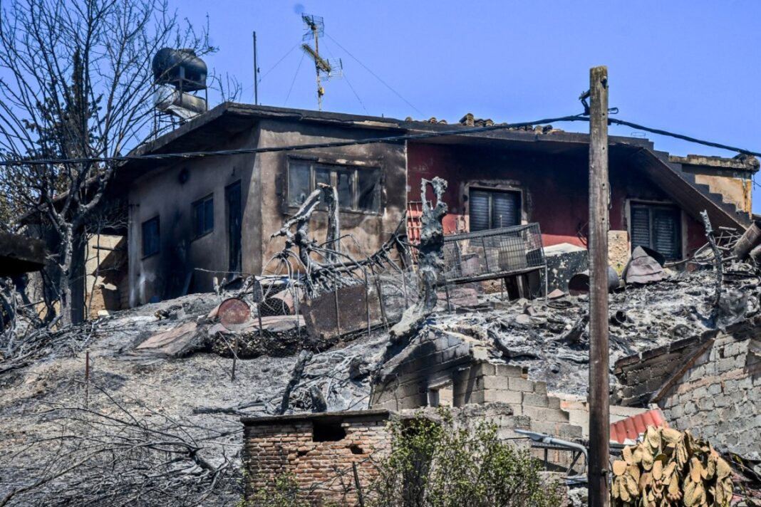 Γιατί κάηκε η Πάτρα;