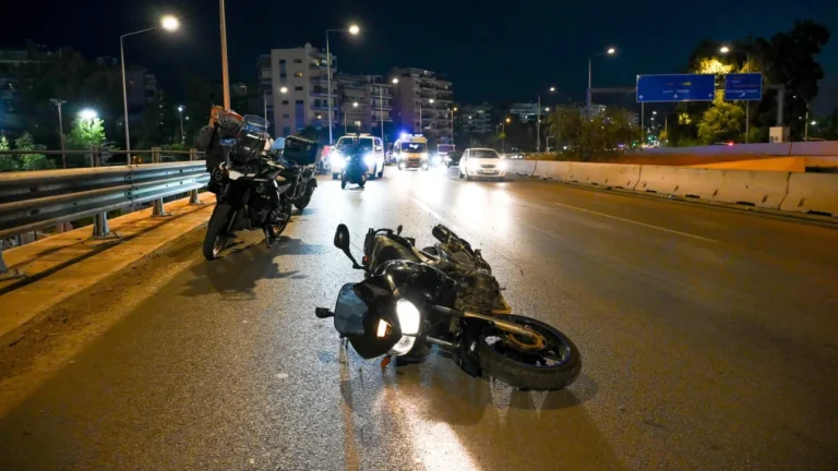 Παλλήνη: Νεκρός 43χρονος μετά από σύγκρουση δύο μοτοσικλετών