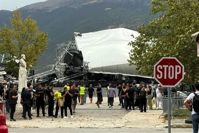 Γιάννενα: Κατέρρευσε από τους ανέμους η σκηνή της συναυλίας του 2nd P&I Open Air Festival