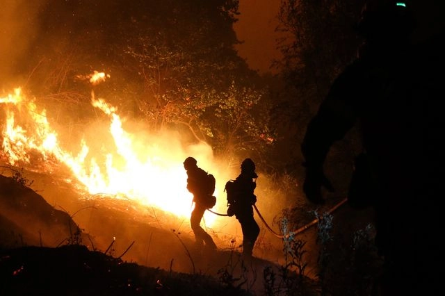 “ΠΟΥ ΗΤΑΝ ΤΑ ΕΝΑΕΡΙΑ ΚΑΙ ΟΙ ΠΥΡΟΣΒΕΣΤΕΣ;” – Η ΟΡΓΗ ΤΩΝ ΚΑΤΟΙΚΩΝ ΤΗΣ ΑΧΑΪΑΣ