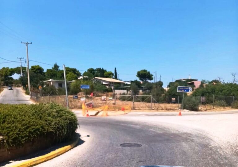 Ραφήνα: Εργασίες στον κυκλικό κόμβο στο Κόκκινο Λιμανάκι  – Προσοχή στην οδήγηση -rpn