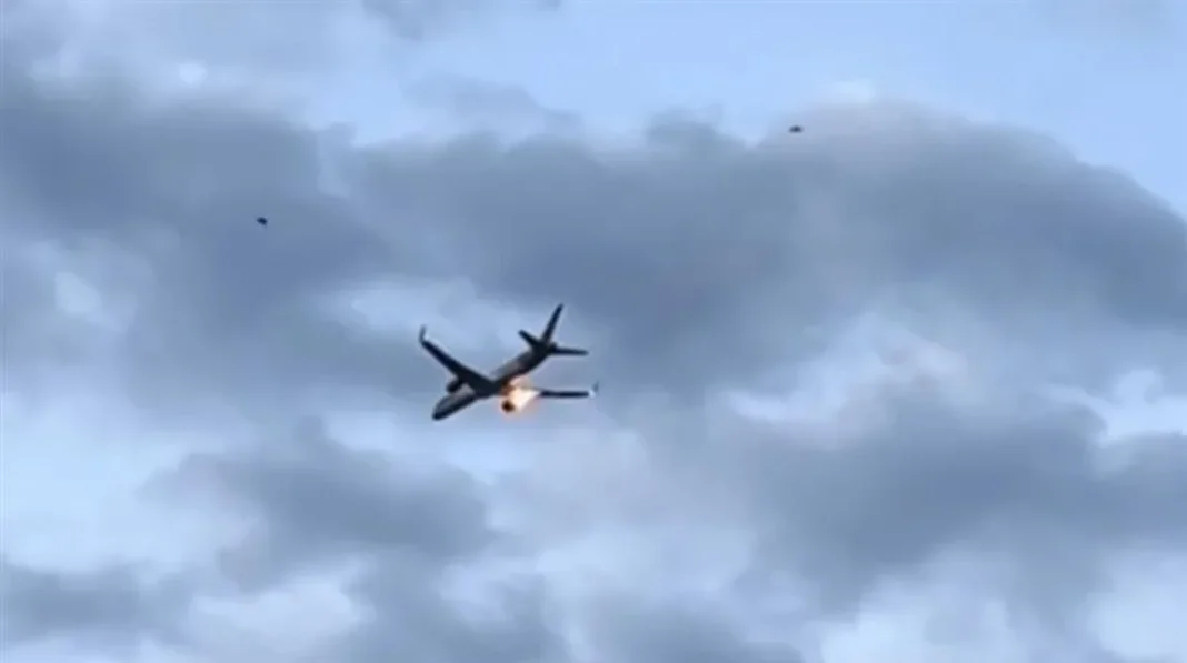 Βίντεο-ντοκουμέντο: Η στιγμή που εκρήγνυται κινητήρας αεροσκάφους πάνω από την Κέρκυρα –rpn