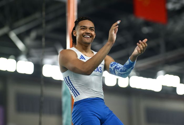 Εμμανουήλ Καραλής: Ιστορικό άλμα στα 6,08μ – Τέταρτος καλύτερος όλων των εποχών στο επί κοντώ