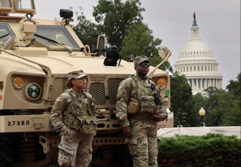 Σύγκρουση Τραμπ – αντιπολίτευσης για την ανάπτυξη του στρατού σε πόλεις που κυβερνούν οι δημοκρατικοί