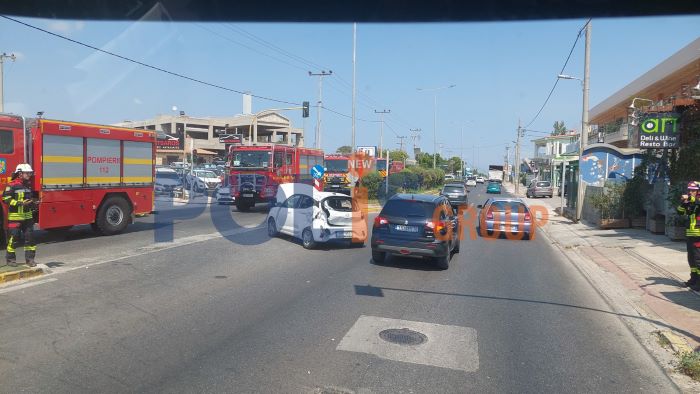 Τροχαίο στο Πικέρμι (φωτογραφίες)